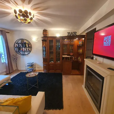 Apartamento Privado Charles Michel *