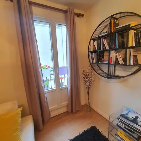 Privado Charles Michel Paris